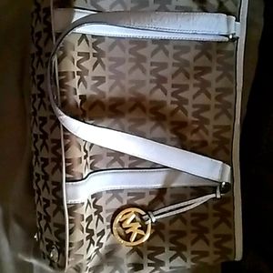 Michael Kors purse
